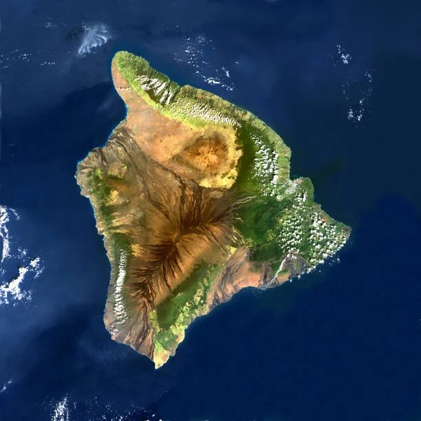 Big Island Spectacular Helicopter Tour: The One Hawaii Helicopter Flight That cant be compared!