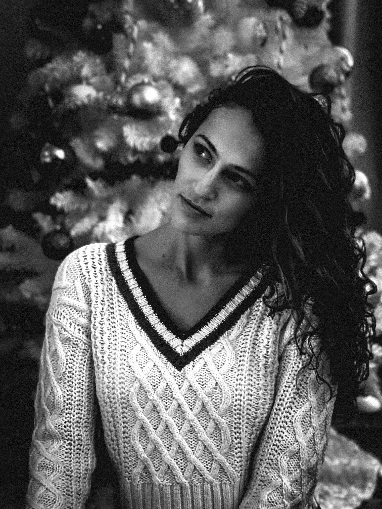 Asya Muzlera Black and White iPhone Photography Portfolio.jpg