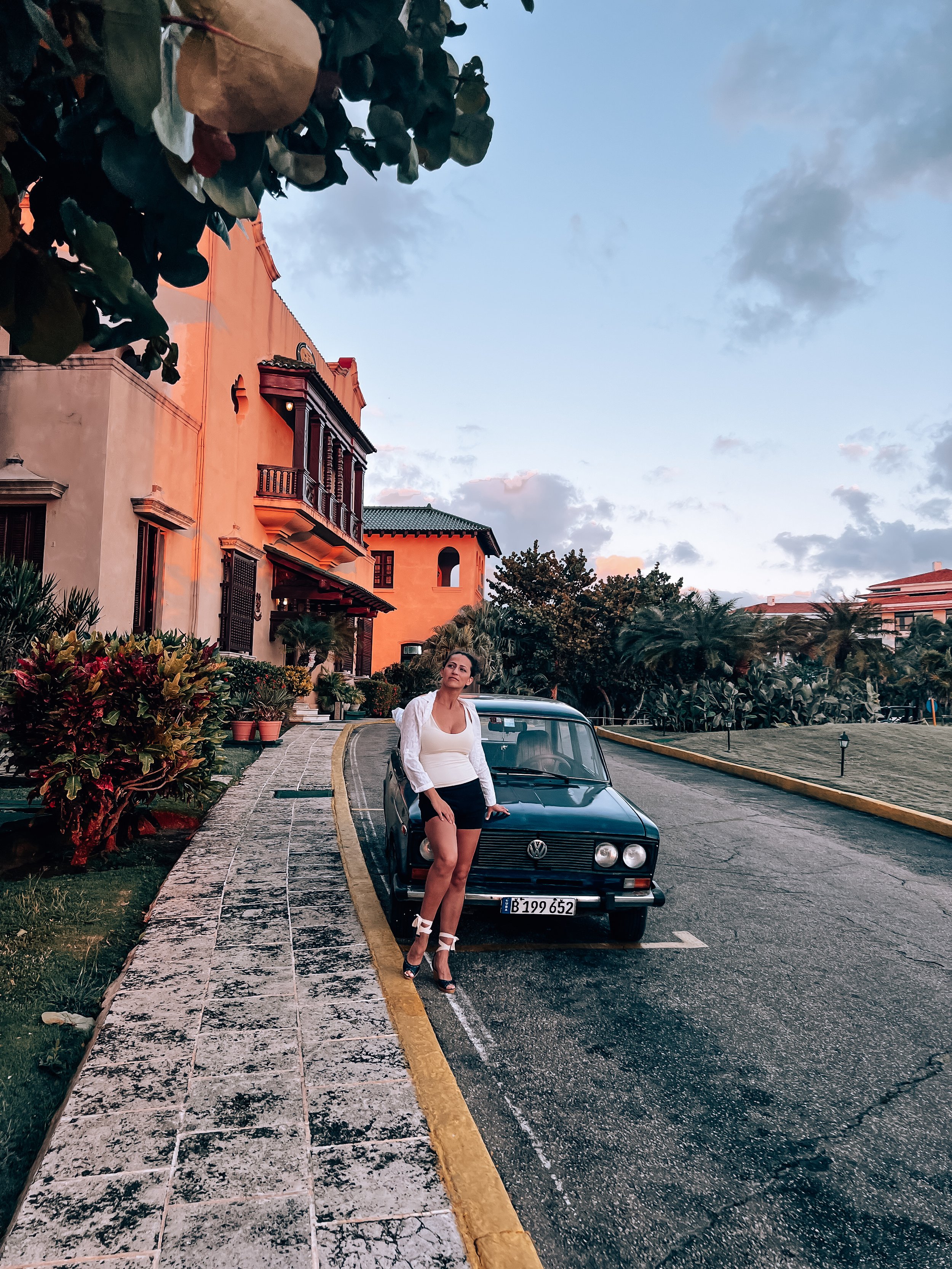 Asya Muzlera Modelling Portfolio.jpg