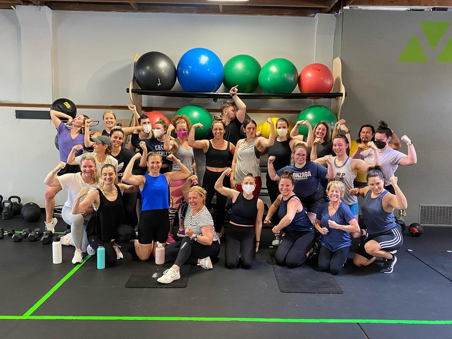 The biggest thank you to all that came to my donation based class today with ALL proceeds going to @plannedparenthood !! 

Thank you to @vivefitnesspdx for letting us take over the gym and kick ass for a good cause 💪❤️

You all have made my day and 