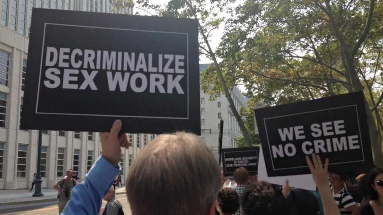 Dozens rally in Brooklyn against rentboy.com prosecution