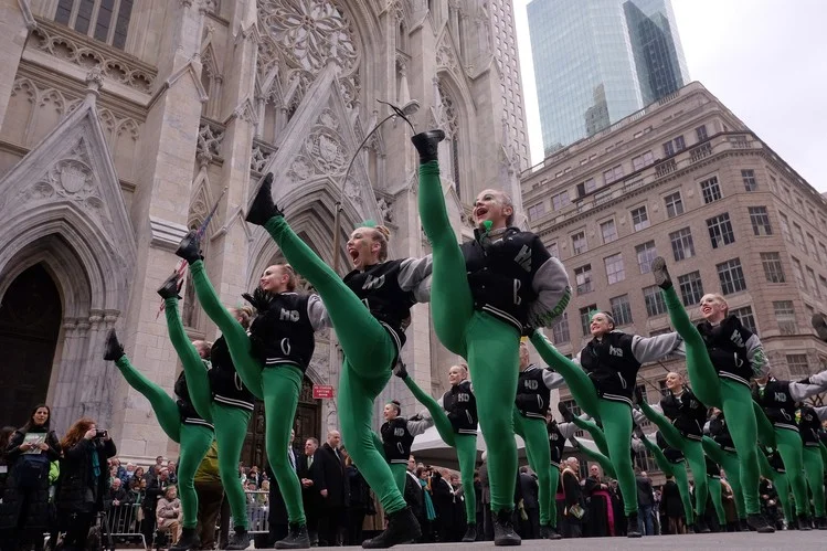 History Is Made as Protests Go On Gay NBC employees march in St. Patrick’s parade; mayor boycotts but notes ‘progress’