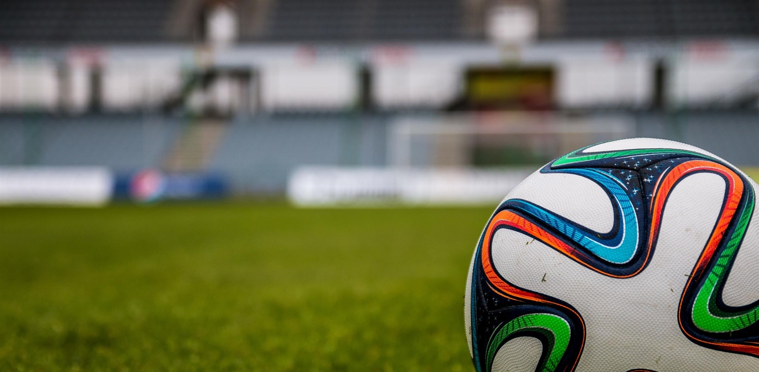 ball-game-grass-39562+%281%29.jpg