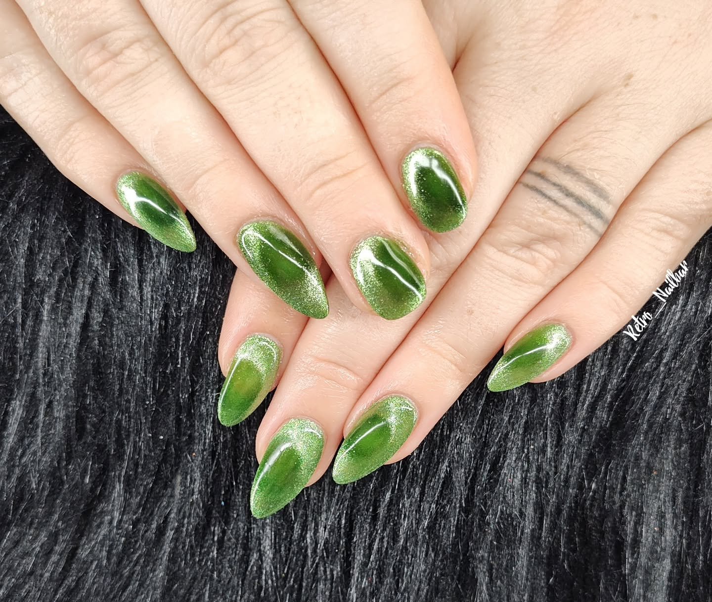 Acrylics for @blueishcolour 

#retro_nailbar #acrylicnails #cateyenails #tucsonnails #nailobsessed