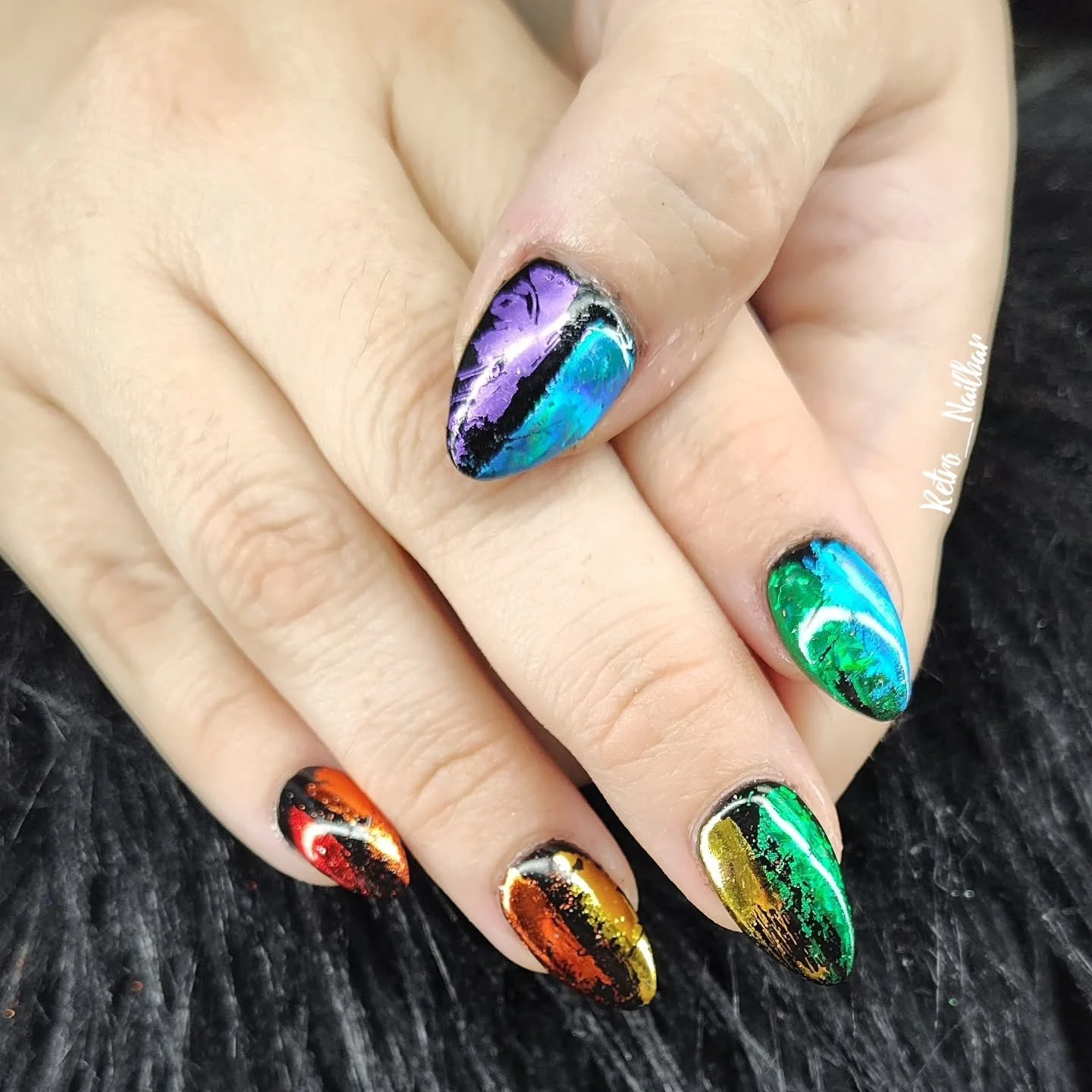 Pride nails for @katiecaboose 🌈

#acrylicnails #pridenails #pridenailart #getnailed #retro_nailbar
