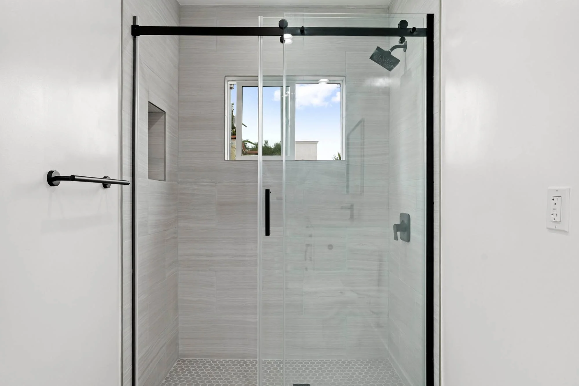 Vista-Loma-Apartment-7-011.jpg