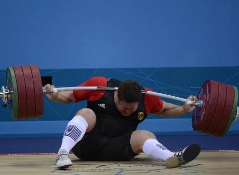 Is the barbell dangerous? barbell fail video