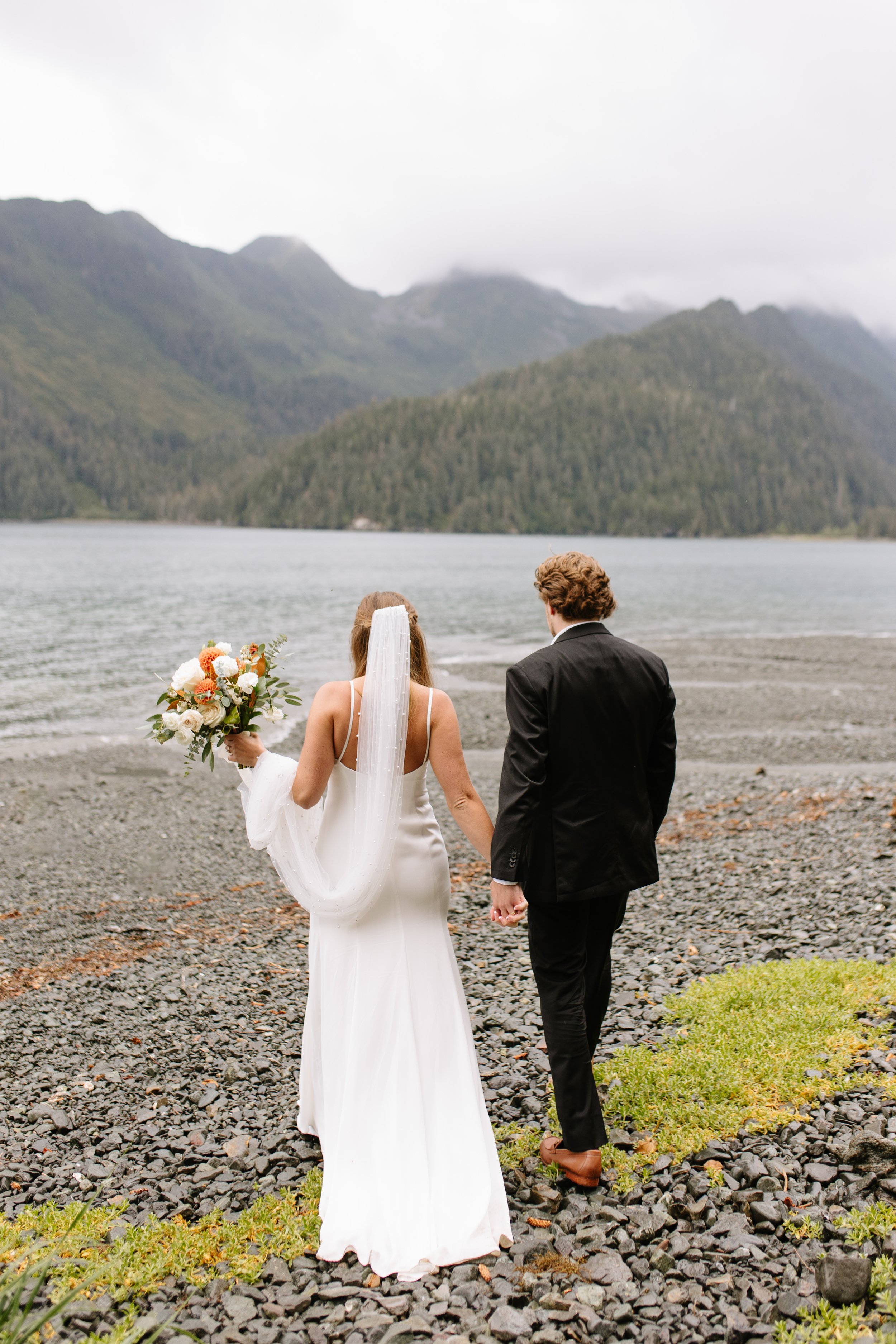alaska-elopement-photographer-juliana-renee-photography-12.jpg