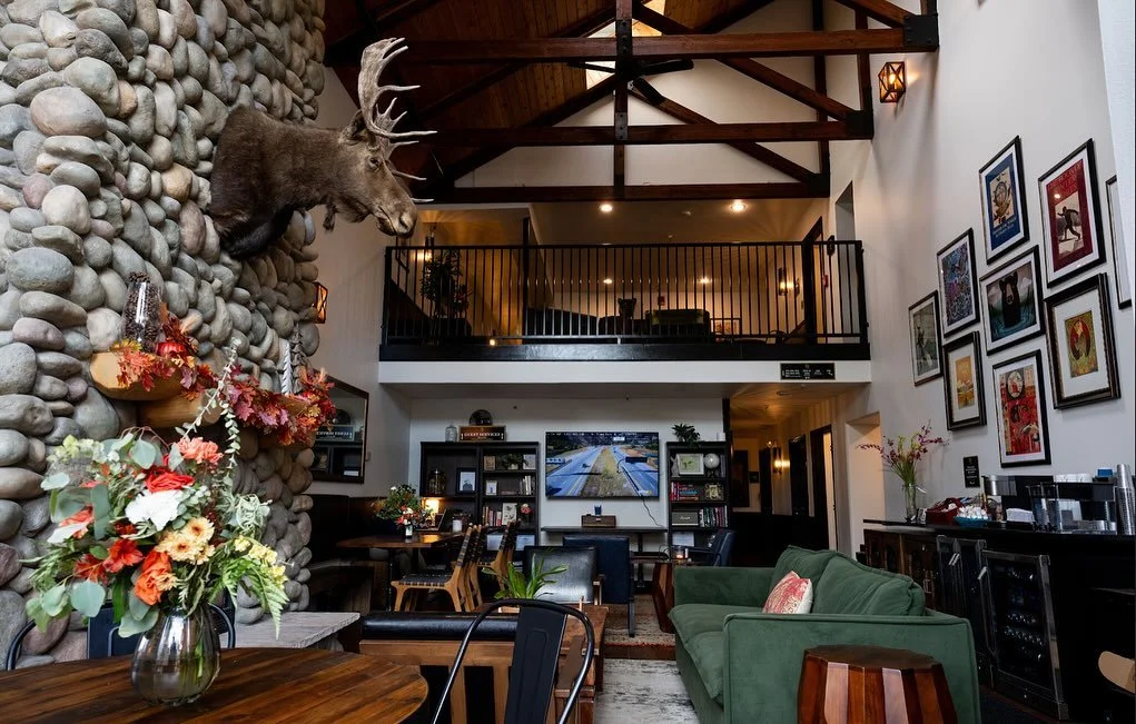 The perfect home base for your trip to Frisco. 🤎
Book your stay through the link in our bio!! 🏔️