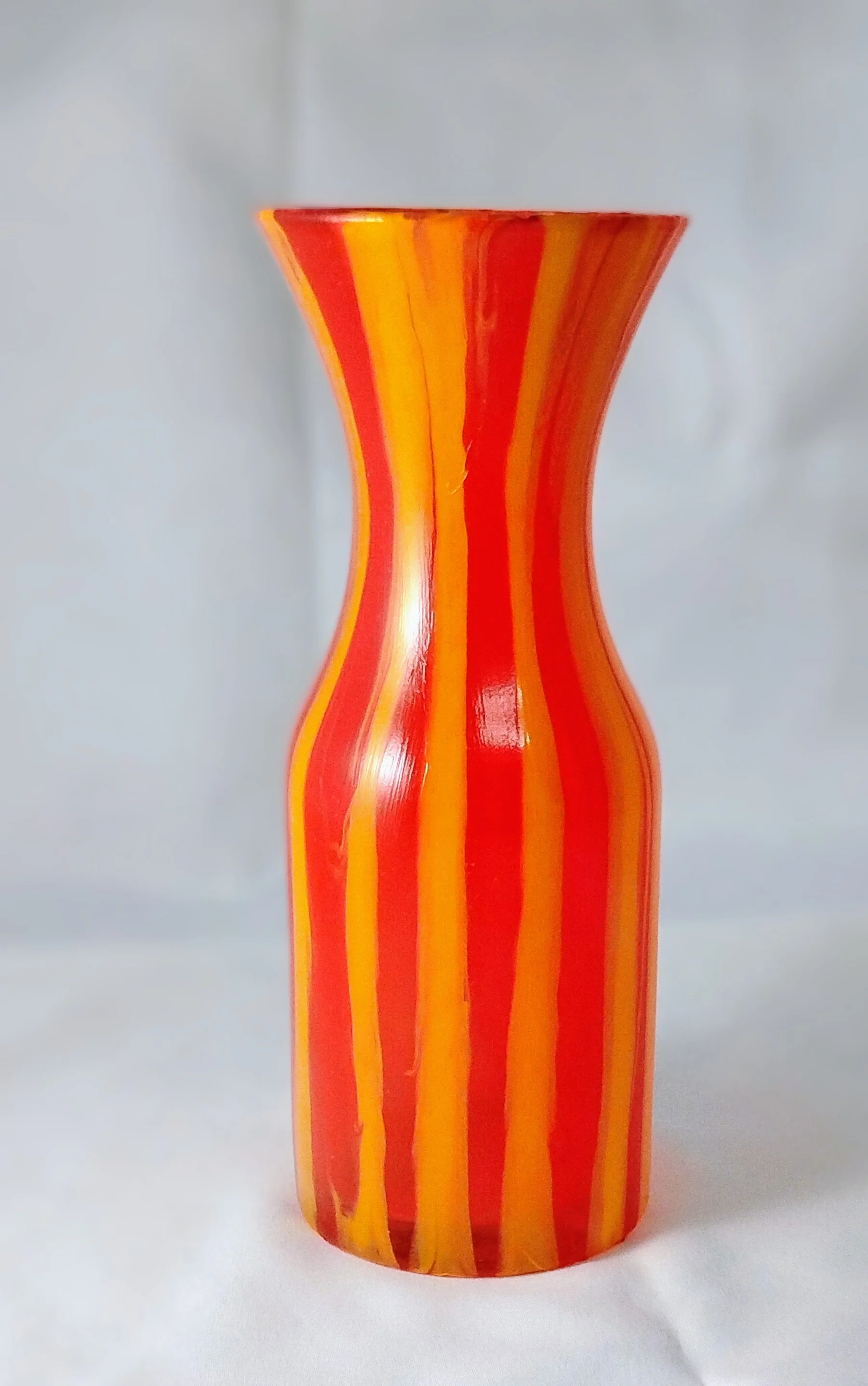 Pour Art: Hand-Painted Decorative Vase - Tangerine Dream