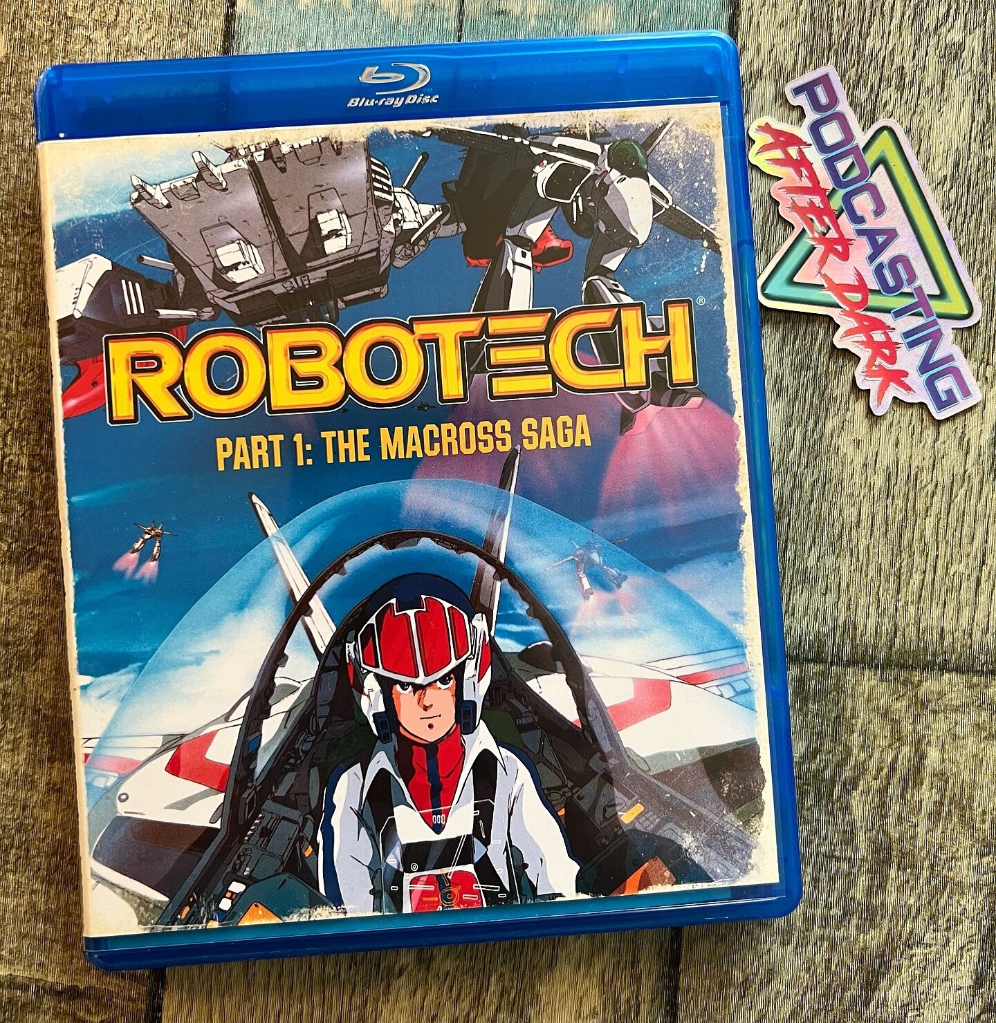 We&rsquo;re discussing ROBOTECH: THE MACROSS SAGA on TV Obscura tonight! Everything from the Harmony Gold cartoons to the Matchbox toys, and the rest of the franchise as well (courtesy of Diallo&rsquo;s insane level of knowledge)! This episode will b