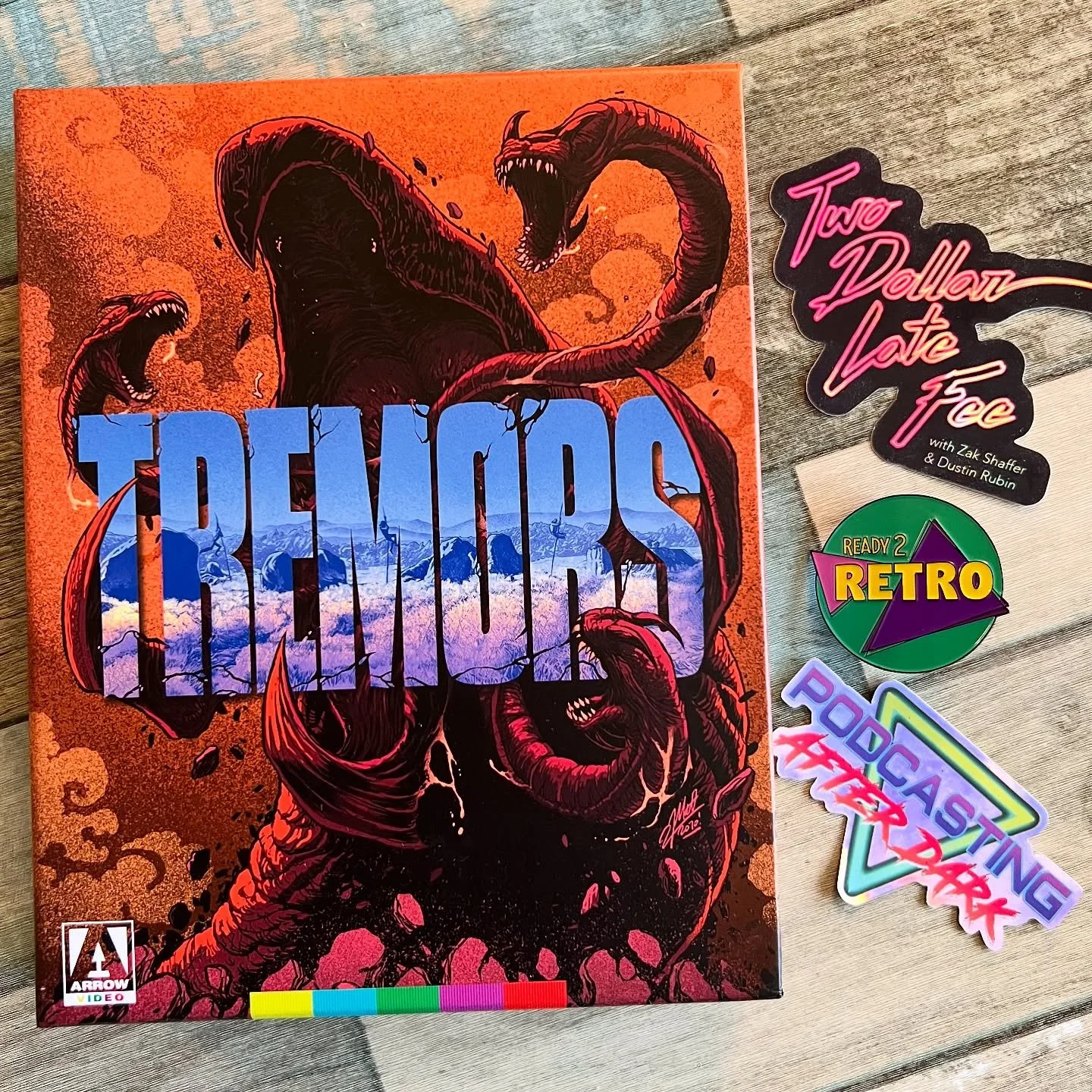 Two Dollar Late Fee, Podcasting After Dark, and Ready2Retro are teaming up to review TREMORS (1990)! The episode will drop simultaneously on all three podcast feeds at the end of the month!

Make sure you follow all three shows, you motherhumpers!

T