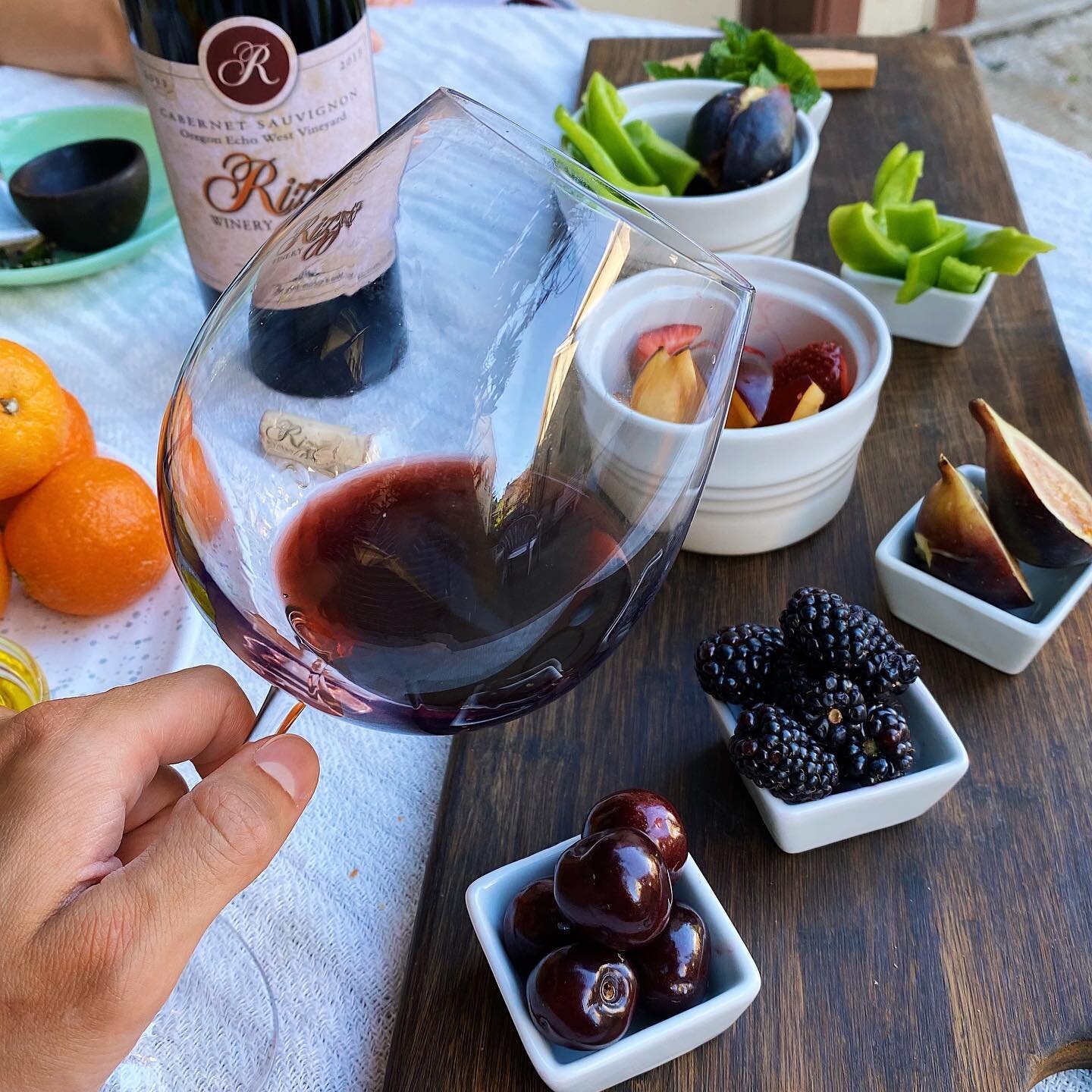 One of the beauties of wine is all the little flavors that can be found swirling around your glass. At Rizzo we aim to help you identify those flavors &amp; give you an experience you&rsquo;ll never forget 🍷

Come visit us, we&rsquo;ll be open this 