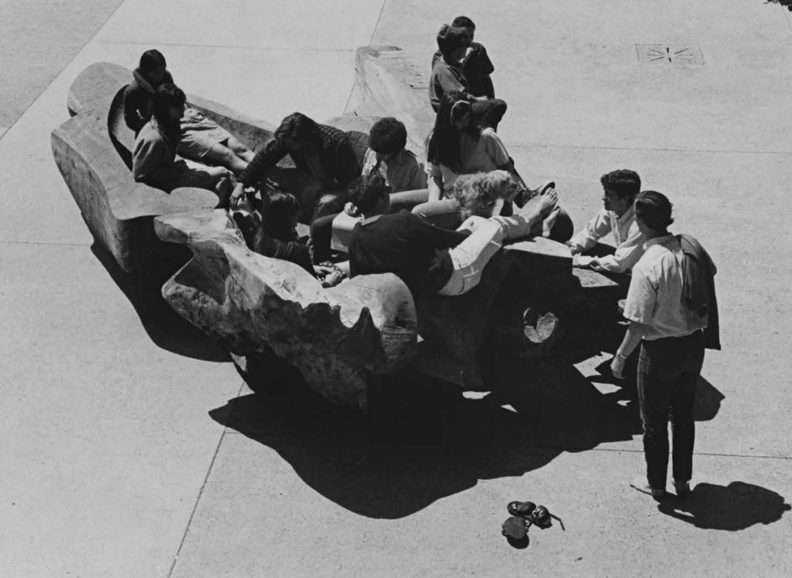 Santa Cruz (Blunk’s Hunk) , 1968 Redwood 180 x 120 x 60 inches 457.2 x 304.8 x 386.08 cm