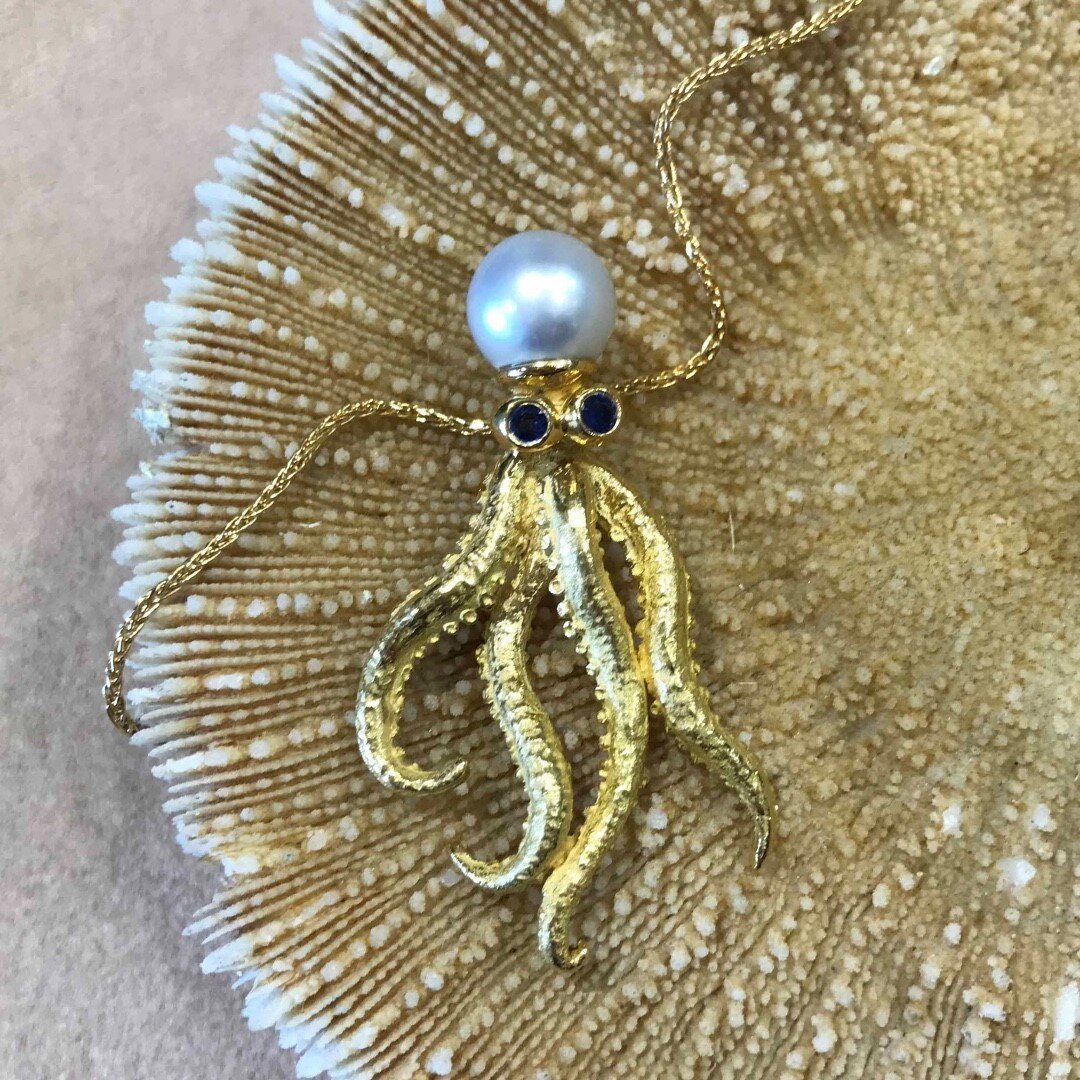 With a lustrous Broome pearl and sapphire eyes as deep and blue as the ocean, this handcrafted octopus pendant is truly one of a kind!