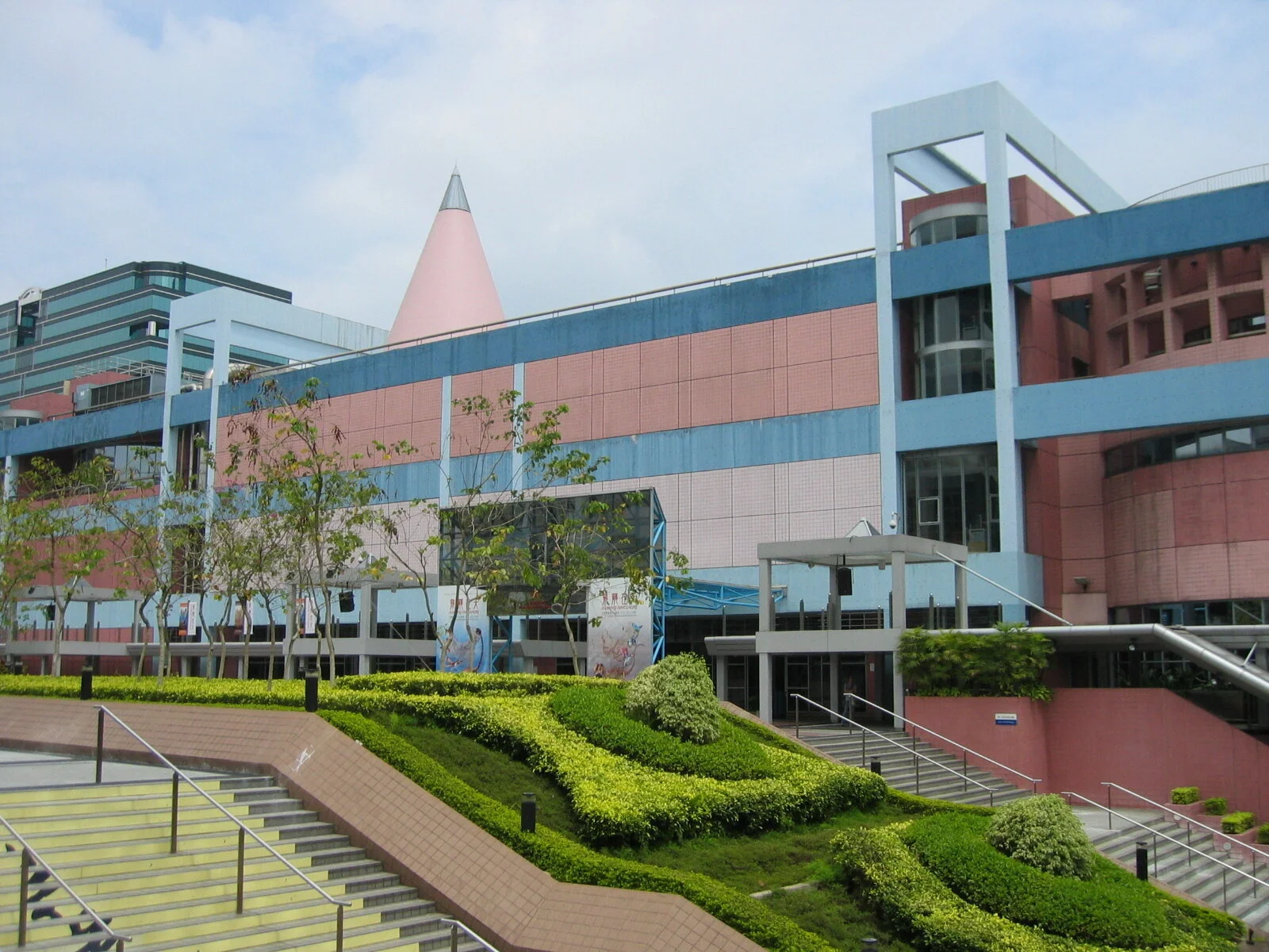Review of the Hong Kong Science Museum