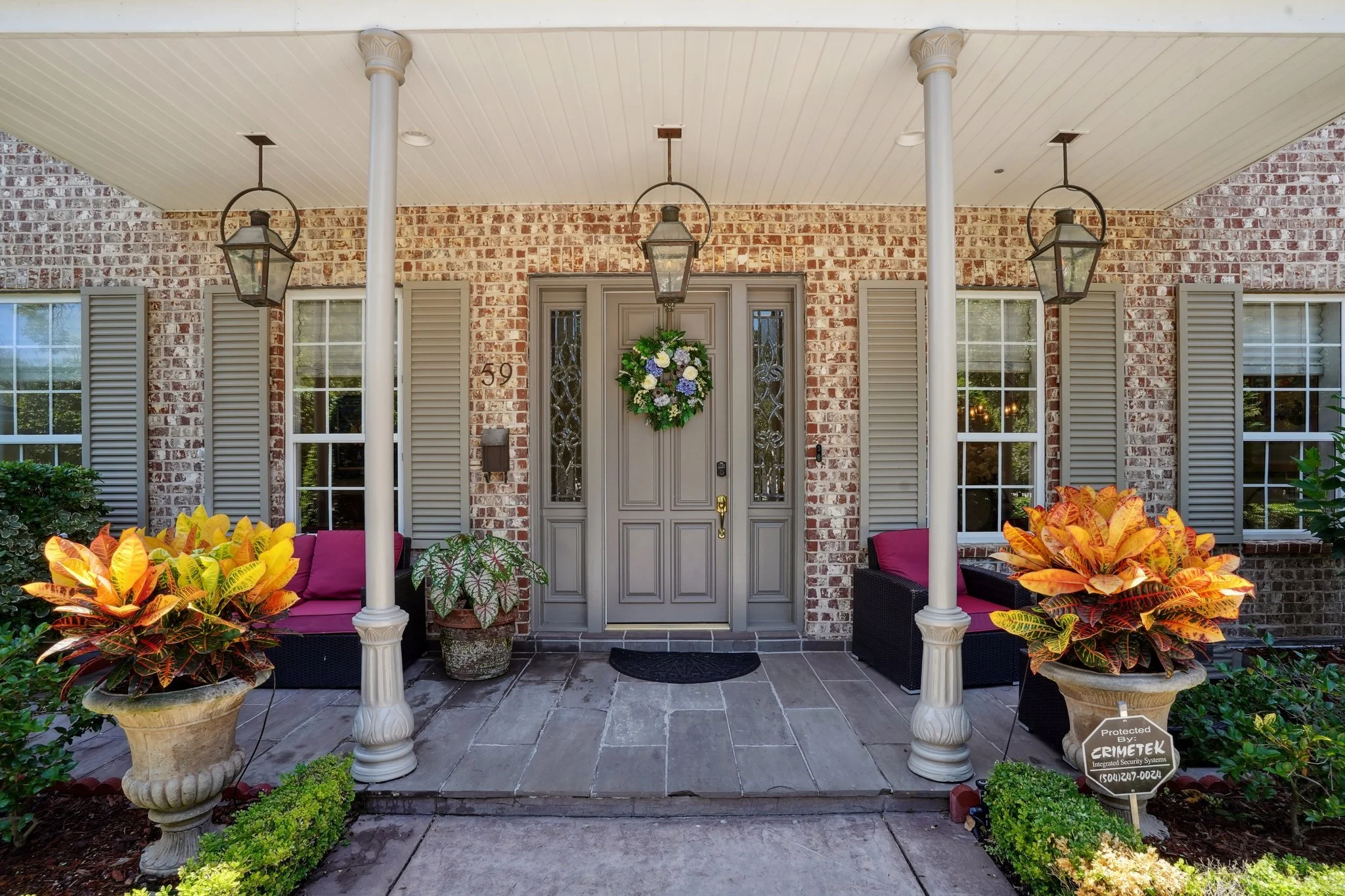 59 Spanish Fort Blvd | 4 Bedrooms | 4 1/2 Bathrooms | 4,309 SQFT | $1,425,000