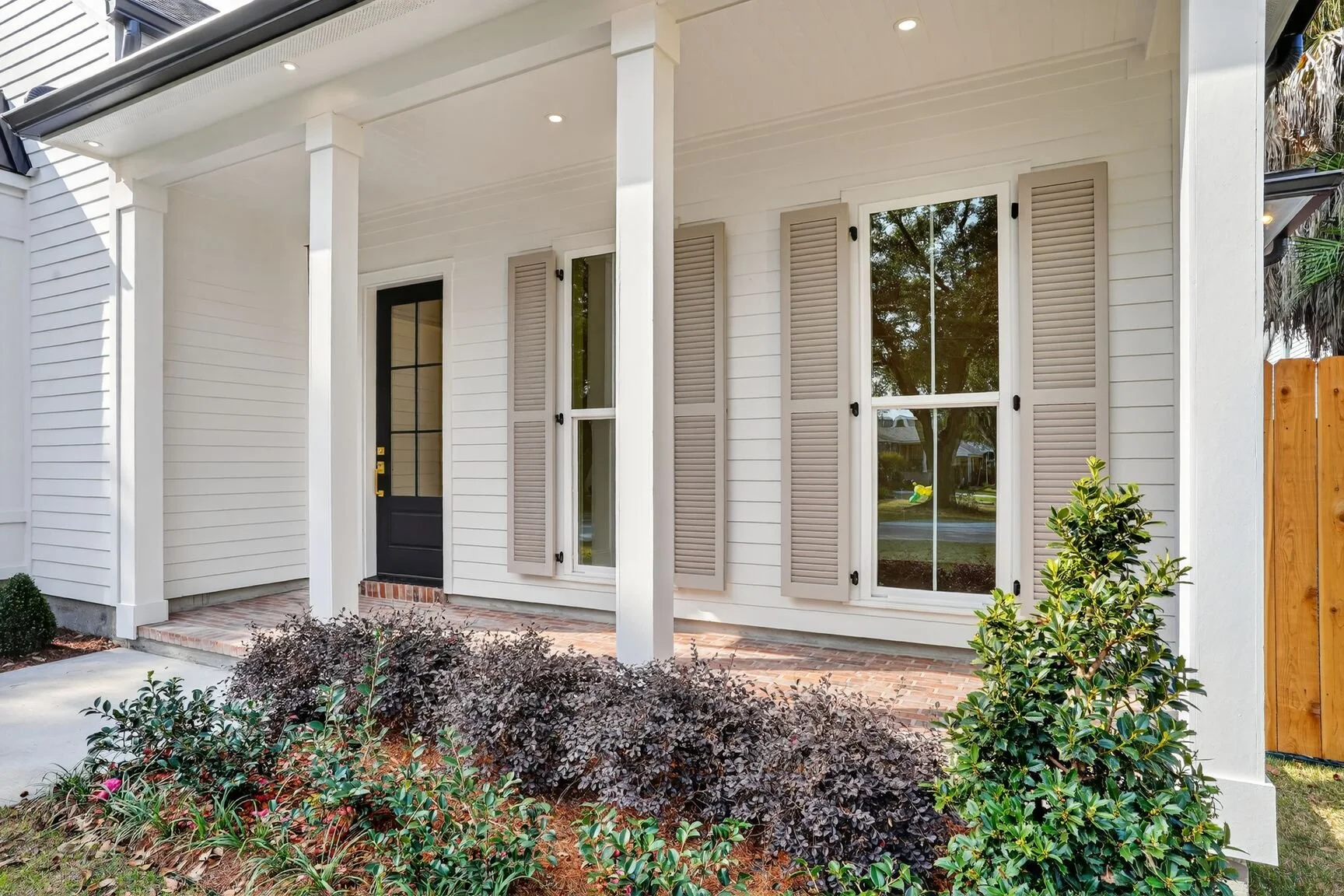 270 Garden Rd | 5 Bedrooms | 4 Bathrooms | 3,418 SQFT | $999,500