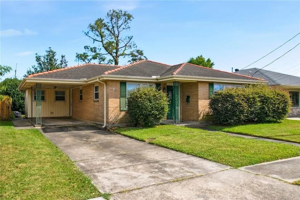 1101 E William David Pk Residential Bonnabel Place Home 3 Bedrooms