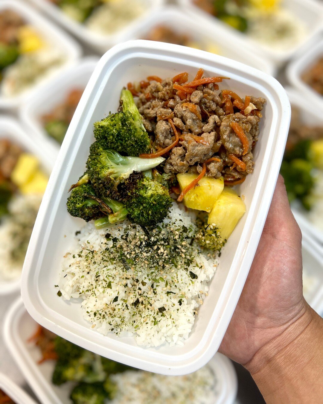 Satisfy your food cravings each week with our healthy and delicious meals 🤤

If you missed it this week, our Ground Turkey Teriyaki Bowl will be back soon so don't miss out on it then!

#vegasfoodie #vegasfood #foodie #food #mealprep #vegasmealprep 