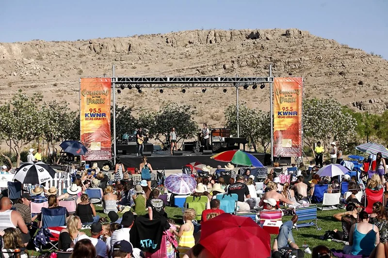 countryinthepark.jpg