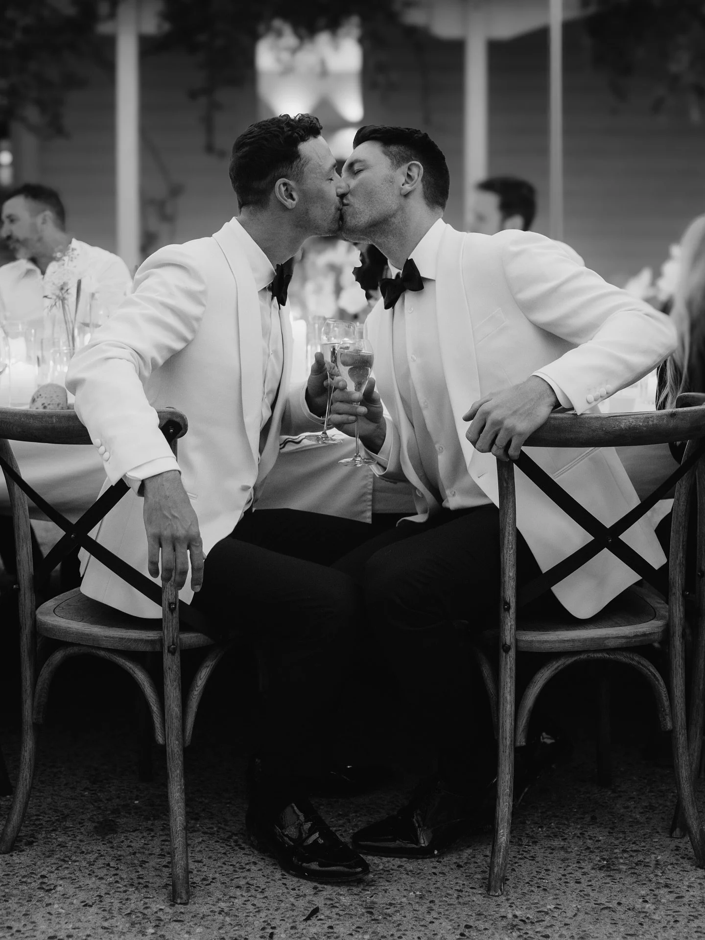 New Zealand set the scene, they brought the romance 🤍
Luke &amp; Rob in bnw
@winehousenz