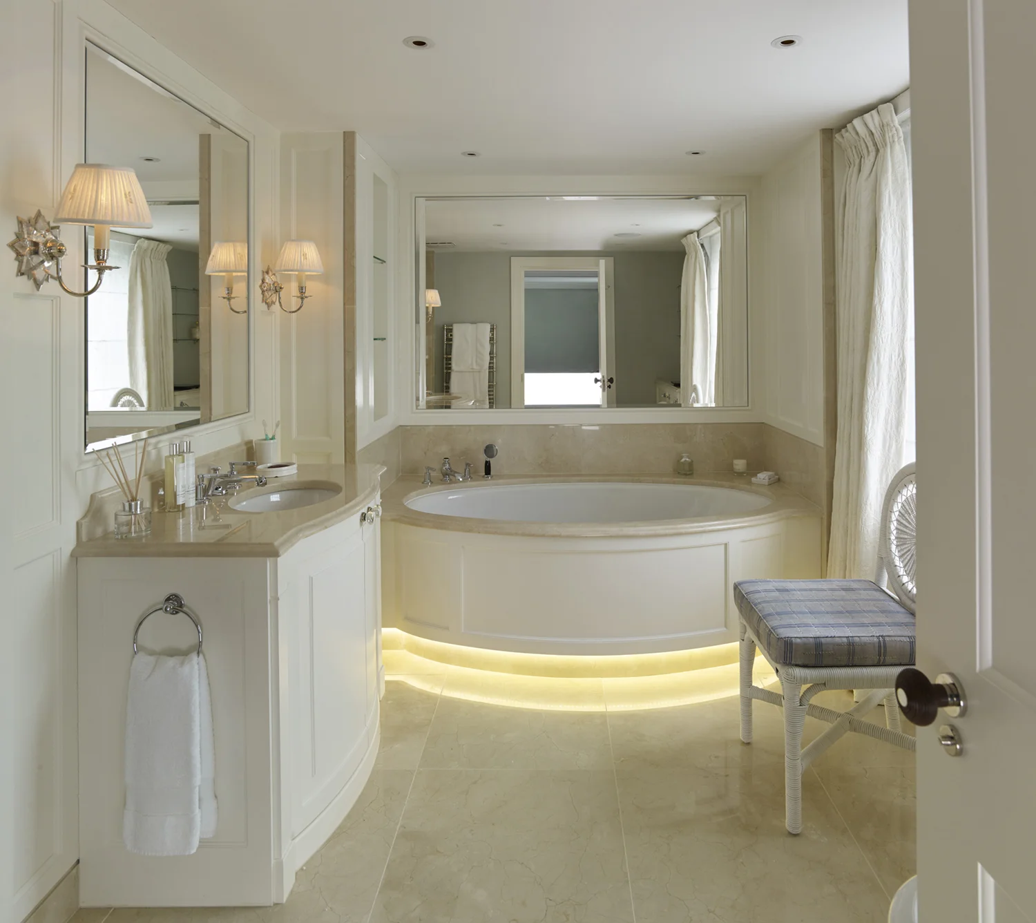 Jane Churchill Interiors - Knightsbridge House