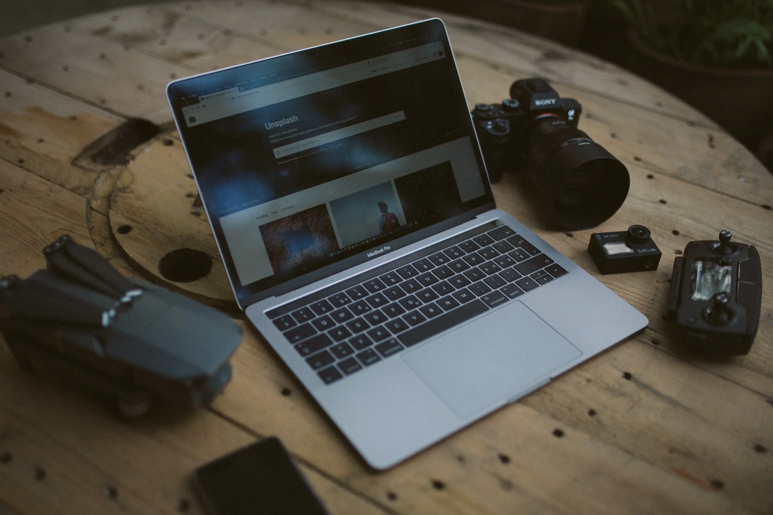 ken-suarez-dqRdtm2spBk-unsplash.jpg