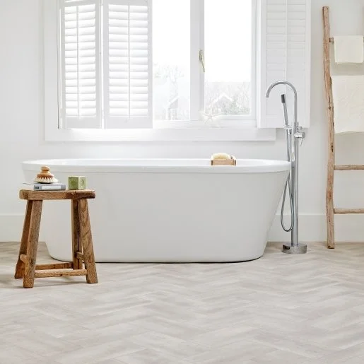 BILBAO 508_Portrait-B2B Square XL.jpg