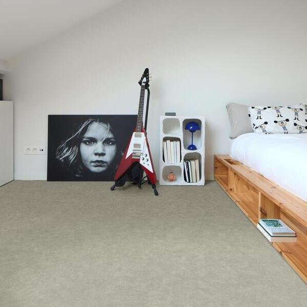 elburg 969l room.jpg