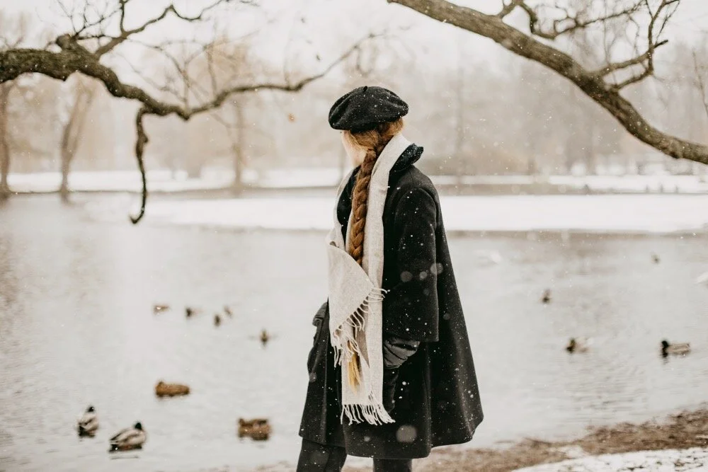 Udržitelné šály, čepice, rukavice a další zimní doplňky: Kde je koupit?