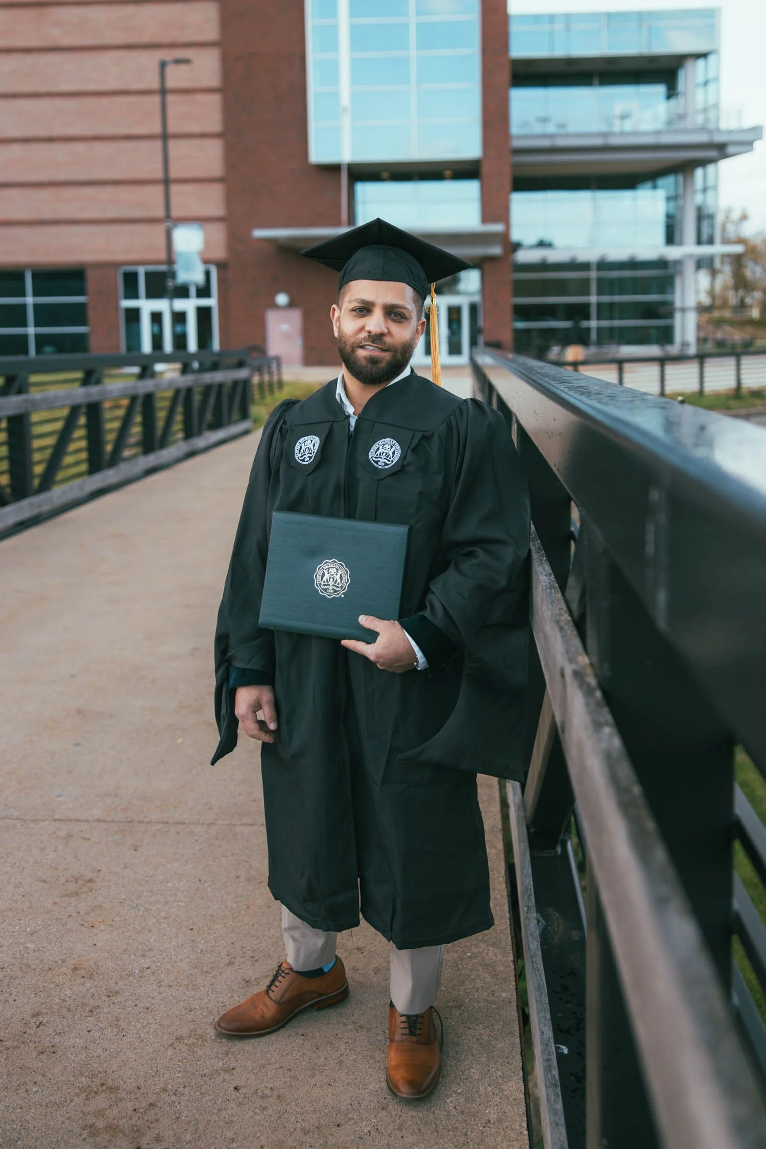 Senior-and-graduation-photography-Ann-Arbor-Michigan-Aperture-Photography-and-Design-EMU-Naseem-Nimer-4.jpg