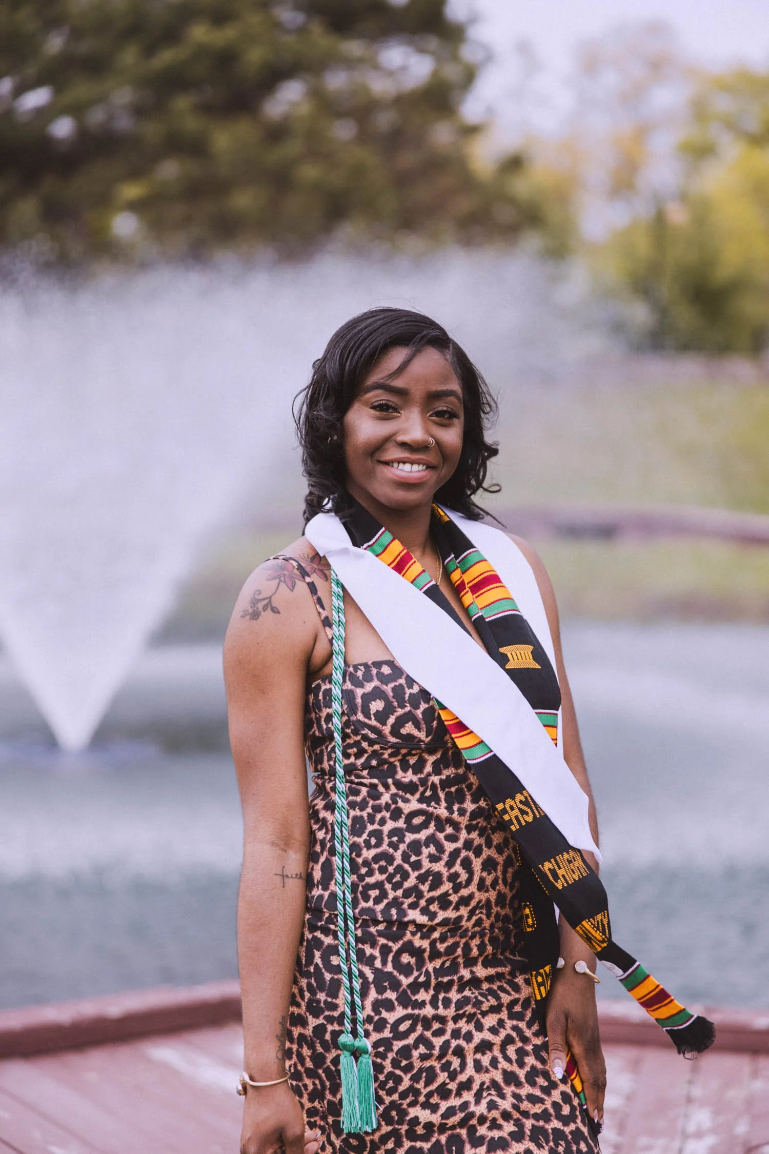 Senior-and-graduation-photography-Ann-Arbor-Michigan-Aperture-Photography-and-Design-EMU-6.jpg