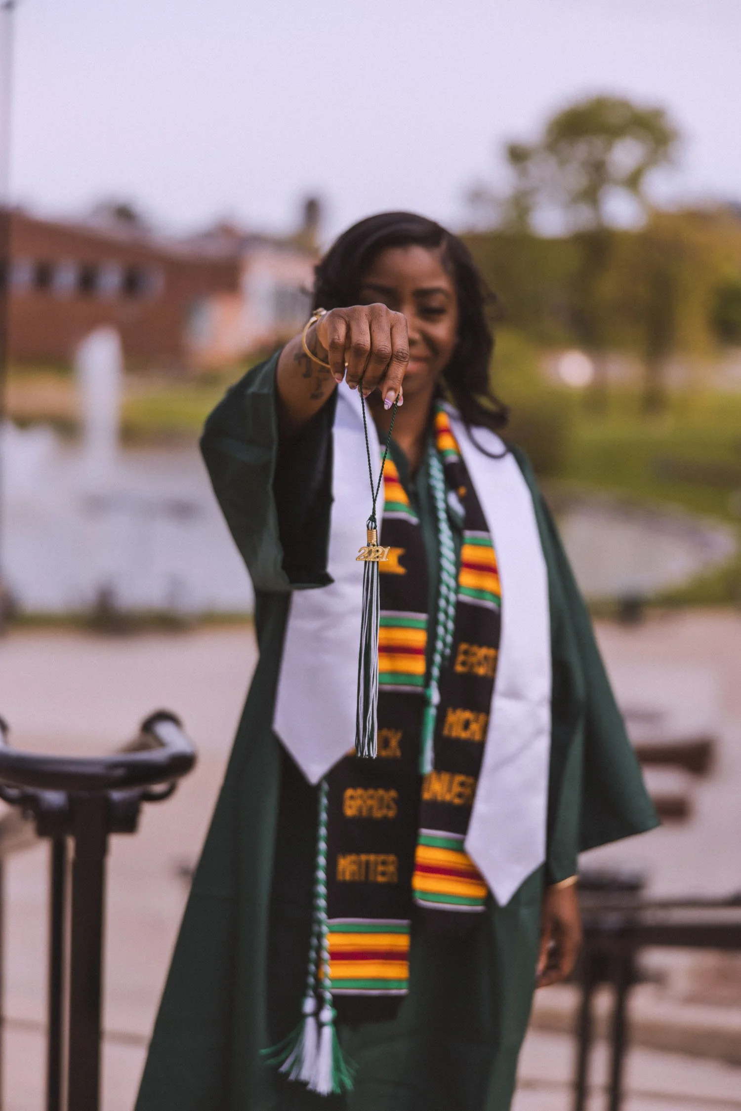Senior-and-graduation-photography-Ann-Arbor-Michigan-Aperture-Photography-and-Design-EMU-2.jpg