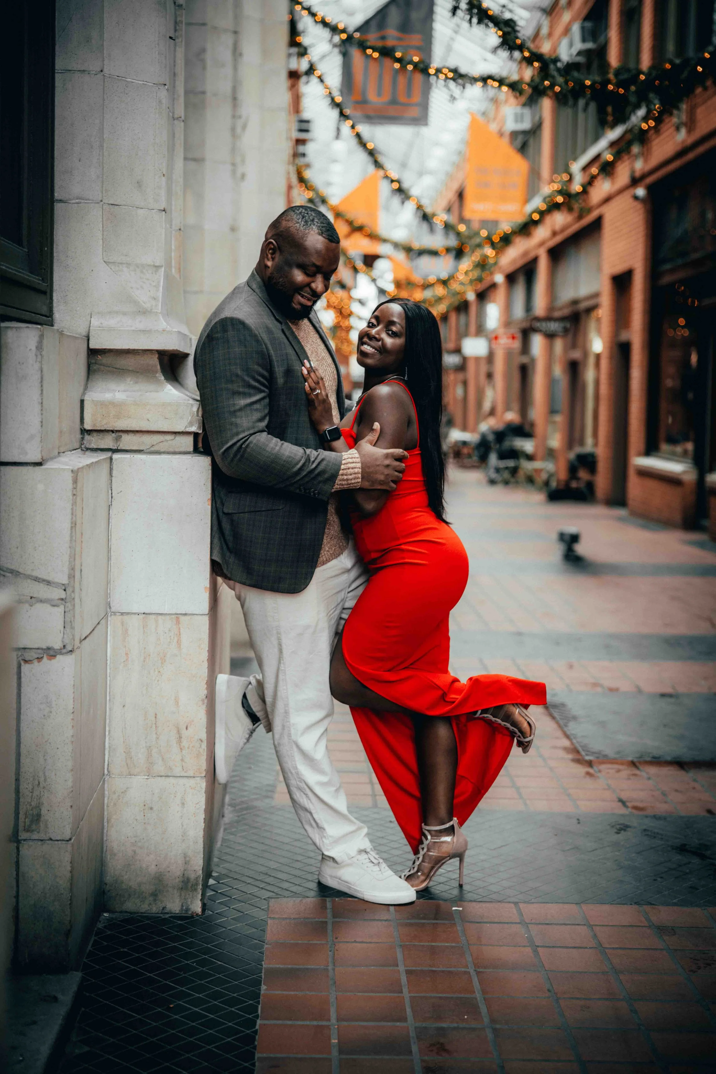 Engagement-photography-Ann-Arbor-Michigan-Aperture-Photography-and-Design-Nickels-Arcade-1.jpg