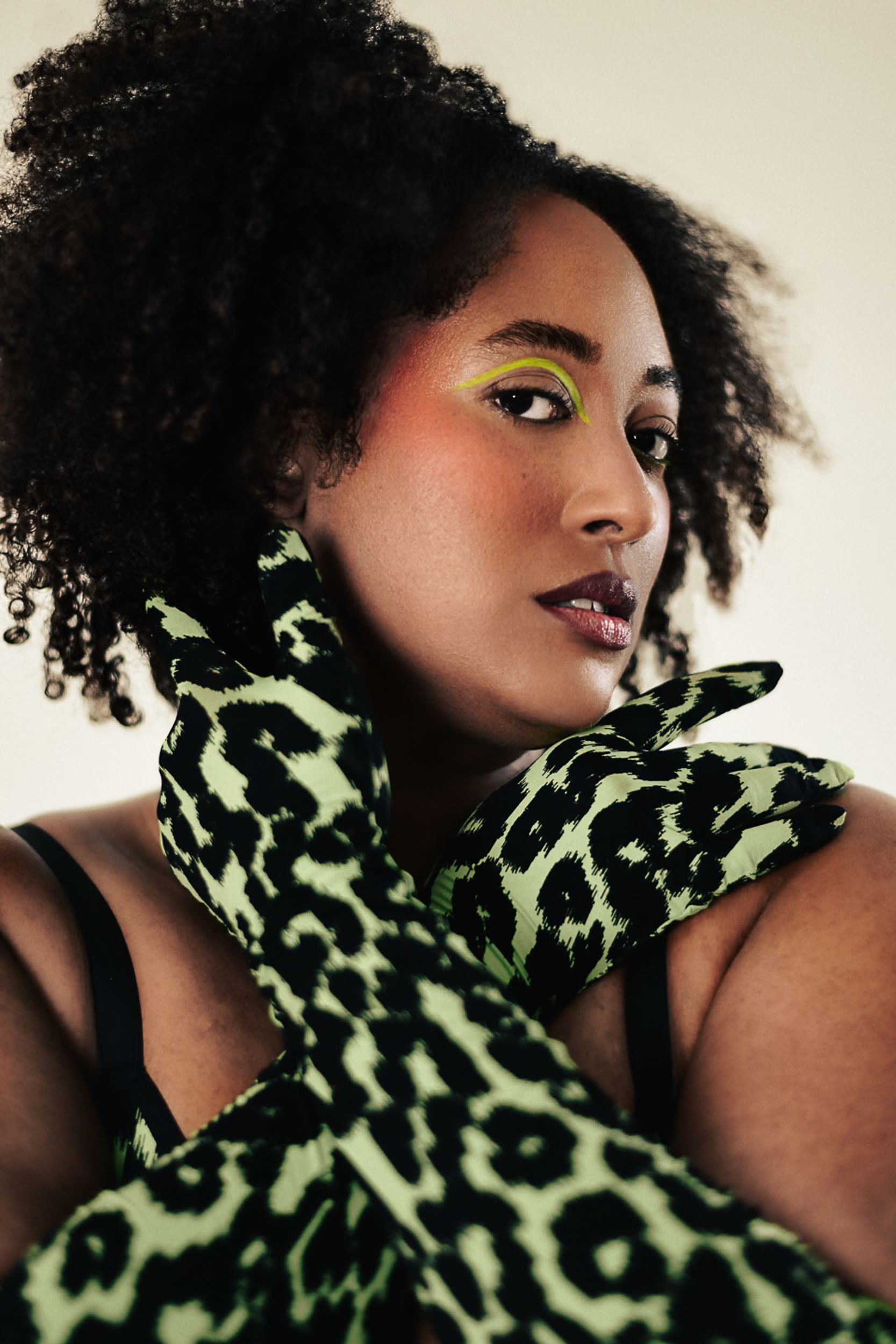 FASHIONPHOTOGRAPHY_GABRIELASVISION_GITENAMA_20250828_CAMBRIA_060_SELECTS-2-2.png