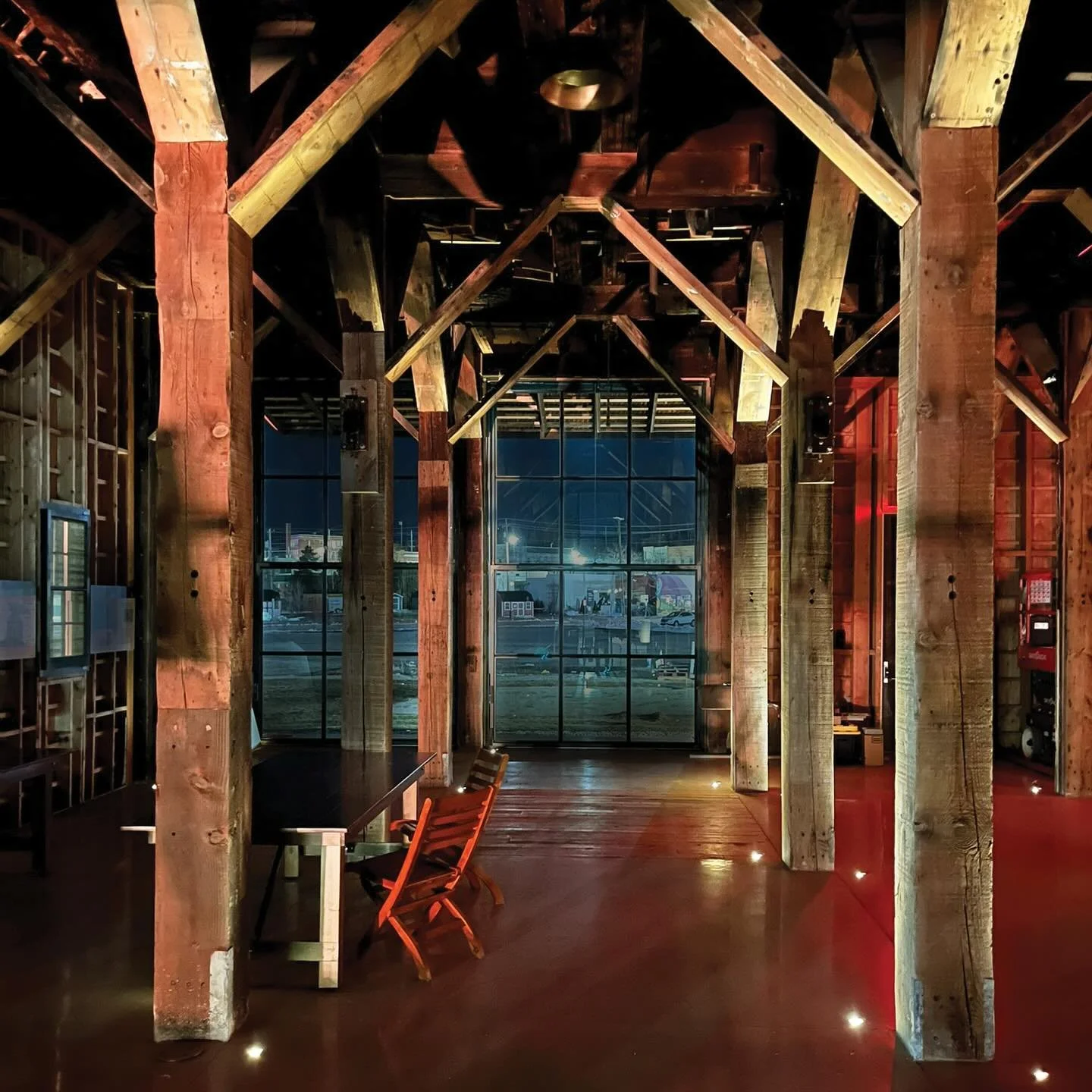 Last week LA DALLMAN met with Engineered Representation Inc. to test different lighting design options for the @doorcountygranary! 
.
#architecturallighting #lightingdesigns #lights #illumination✨ #architecture #exteriorlight #interiorlight