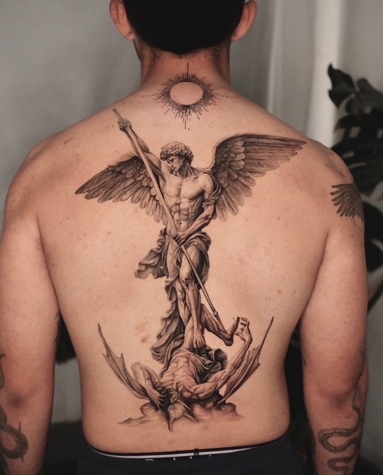 R E S I D E N T  A R T I S T // M O E 
@moe_lay_tattoo 

E L Y S I A N  T A T T O O  C O // @elysiantattooco