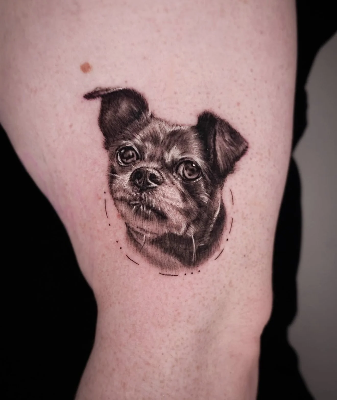 R E S I D E N T  A R T I S T // 
@soniaparistattoo 

E L Y S I A N  T A T T O O  C O // @elysiantattooco