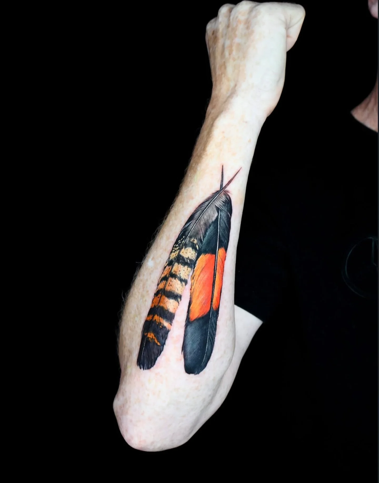 R E S I D E N T  A R T I S T // 
@kimleetattoo 

E L Y S I A N  T A T T O O  C O // @elysiantattooco