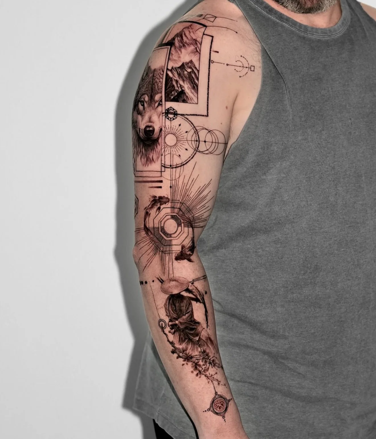 G U E S T  A R T I S T // @doublek.oneh le