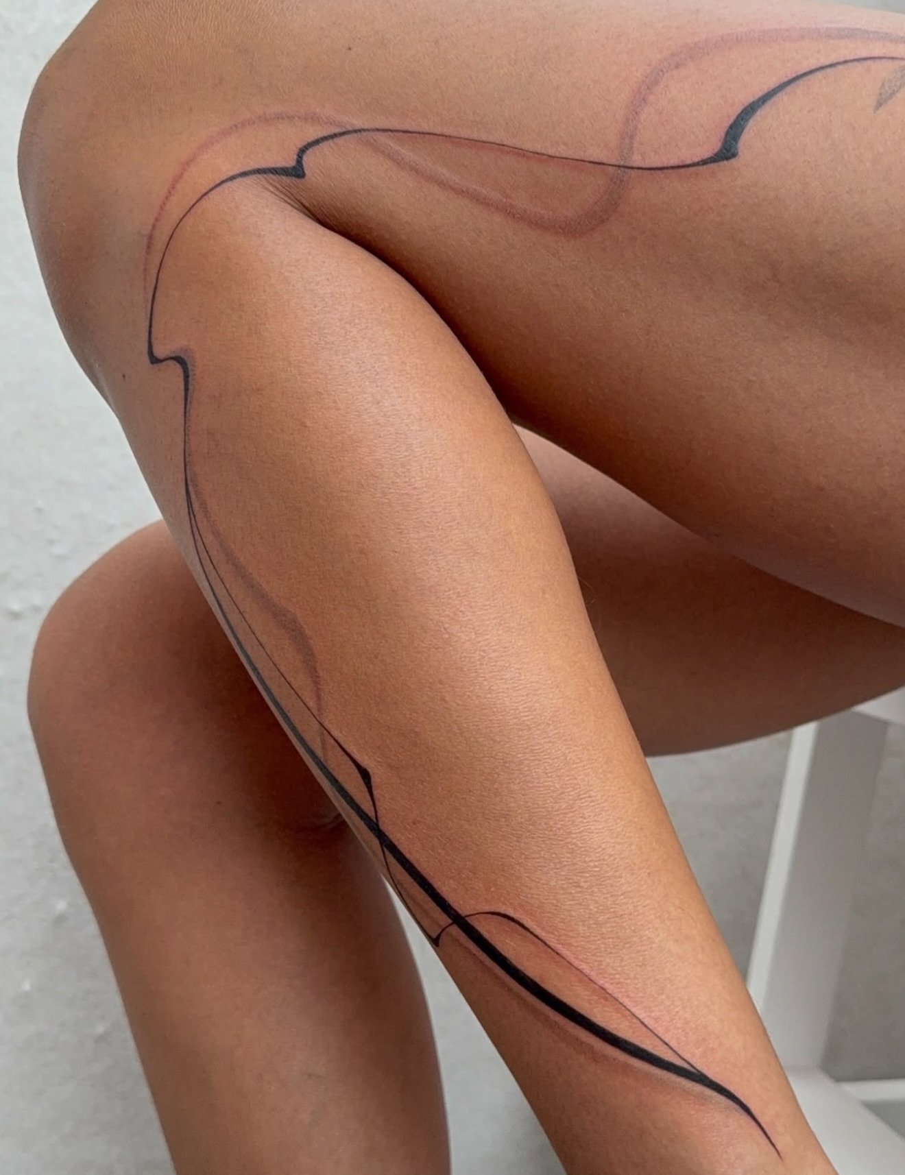 R E S I D E N T  A R T I S T // 
@shaharfoux 

E L Y S I A N  T A T T O O  C O // @elysiantattooco