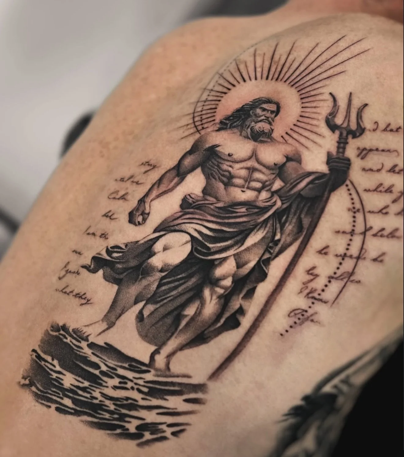 R E S I D E N T  A R T I S T // D I S N E Y
B O O K S  O P E N // @disney.inked 

E L Y S I A N  T A T T O O  C O // @elysiantattooco