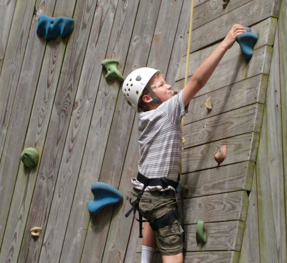 Boy climbing Pathfinder.png