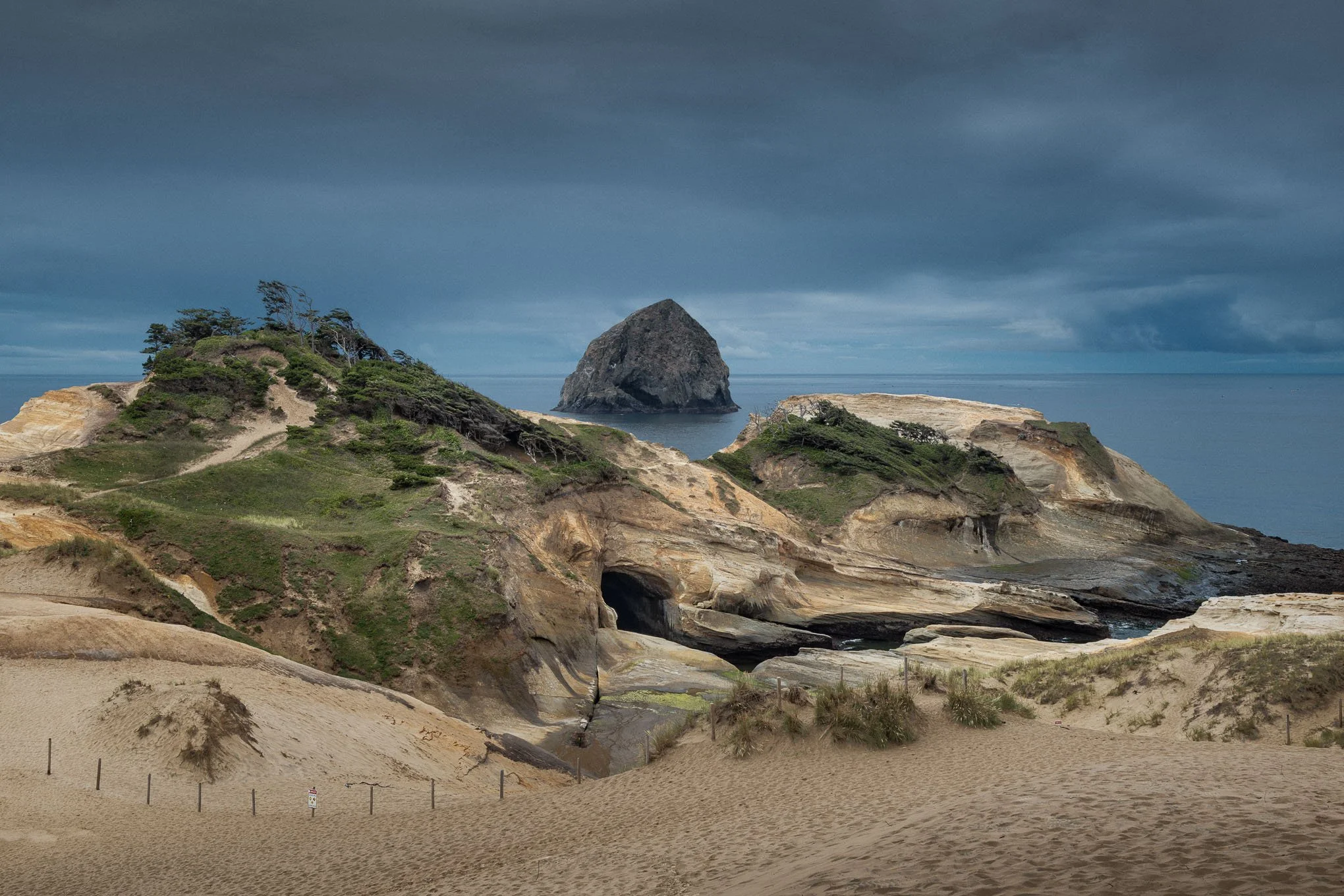 cape-kiwanda-2-pacific-city-oregon-landscape-photography-brendan-alex-phoenix.jpg