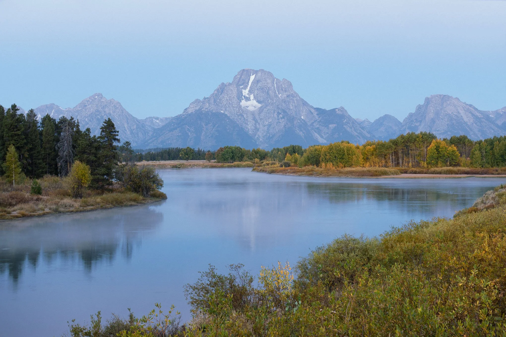 mountain-man-mount-moran-reflection-snake-river-oxbow-bend-wyoming-landscape-nature-photography-brendan-alex-phoenix.jpg