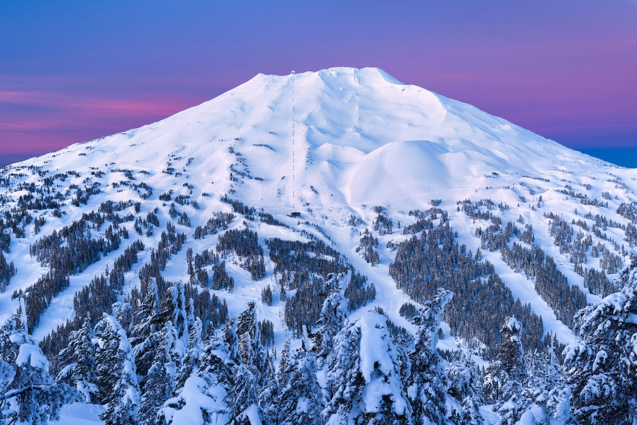 mt-bachelor-1-blue-hour-sunrise-tumalo-mountain-oregon-landscape-photography-brendan-alex-phoenix.jpg