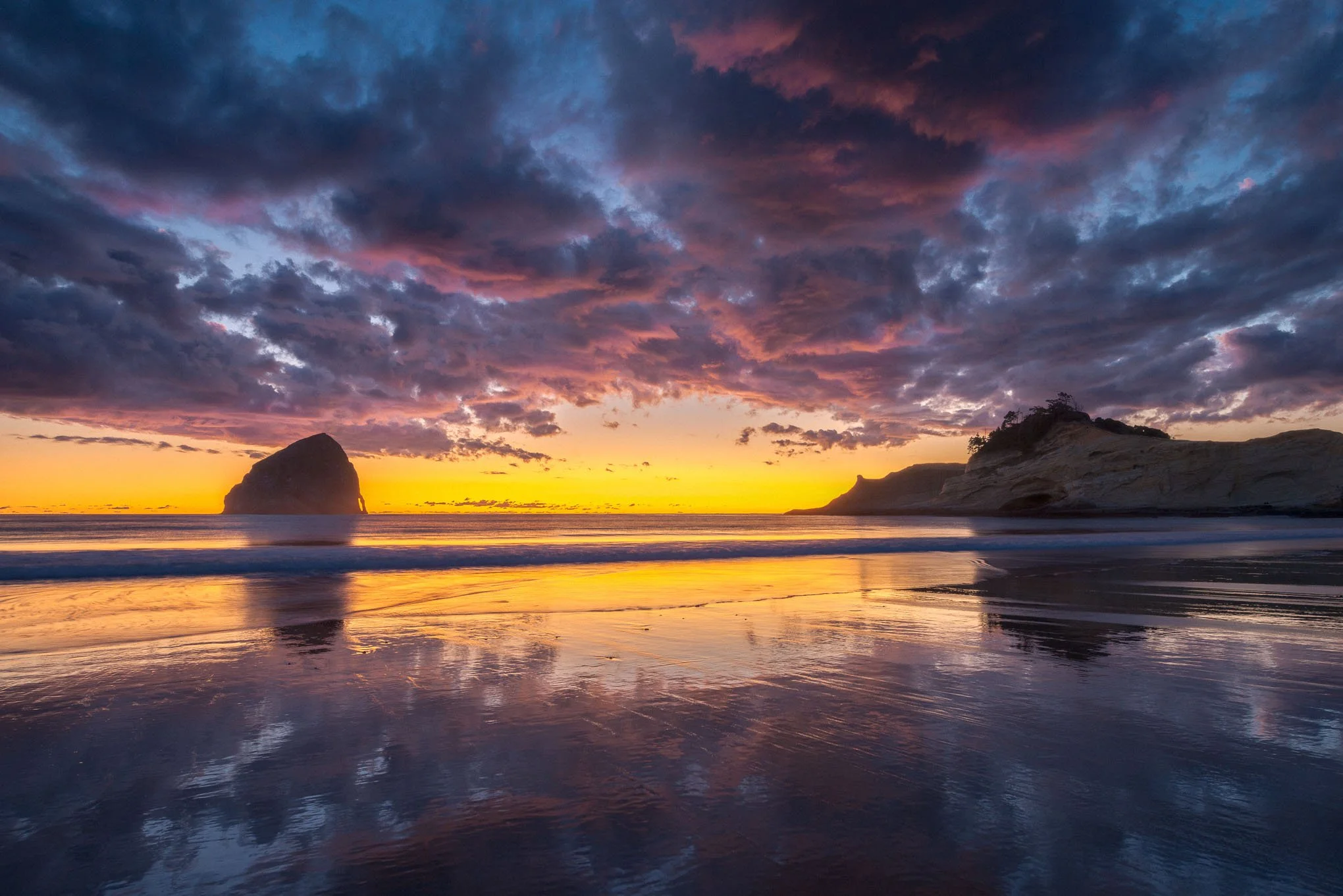 pacific-city-reflections-sunset-haystack-rock-cape-kiwanda-oregon-coast-landscape-photography-brendan-alex-phoenix.jpg