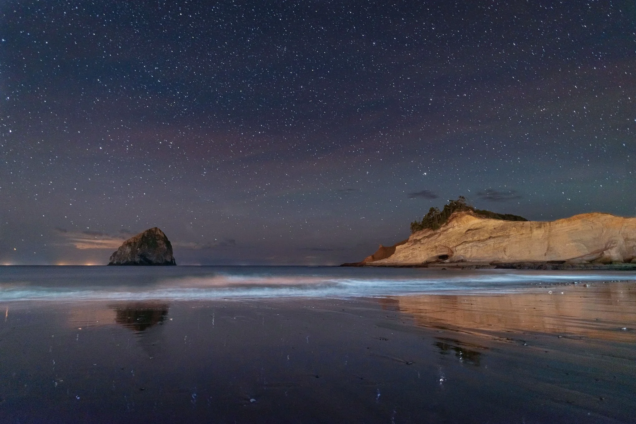 universe-beach-haystack-rock-astrophotography-cape-kiwanda-pacific-city-oregon-night-sky-stars-landscape-photography-brendan-alex-phoenix.jpg