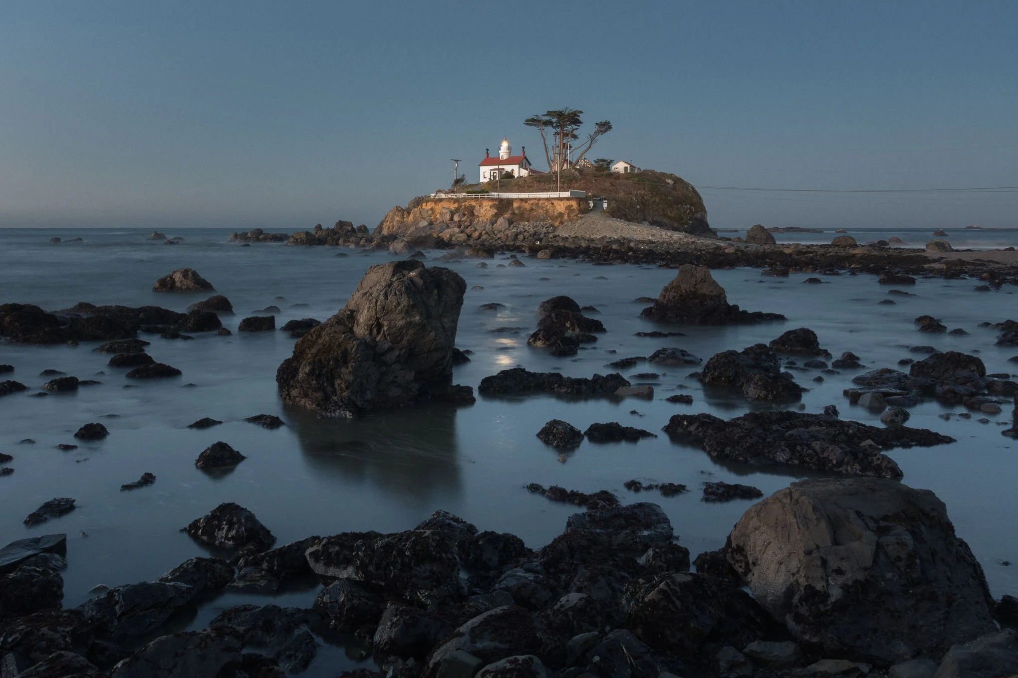battery-point-light-house-crescent-city-california-sunrise-landscape-photography-brendan-alex-phoenix.jpg